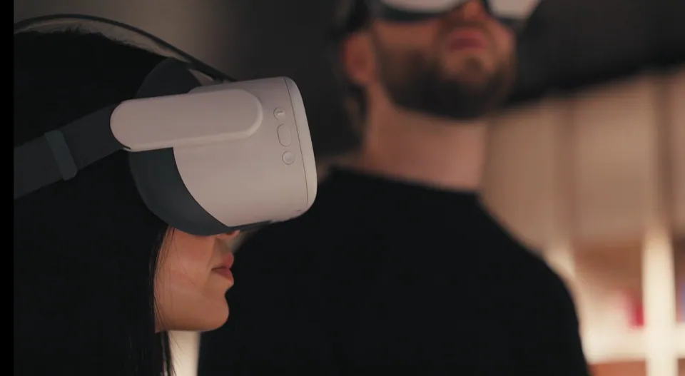Visitors wearing VR headsets in the Leonidas experience centre